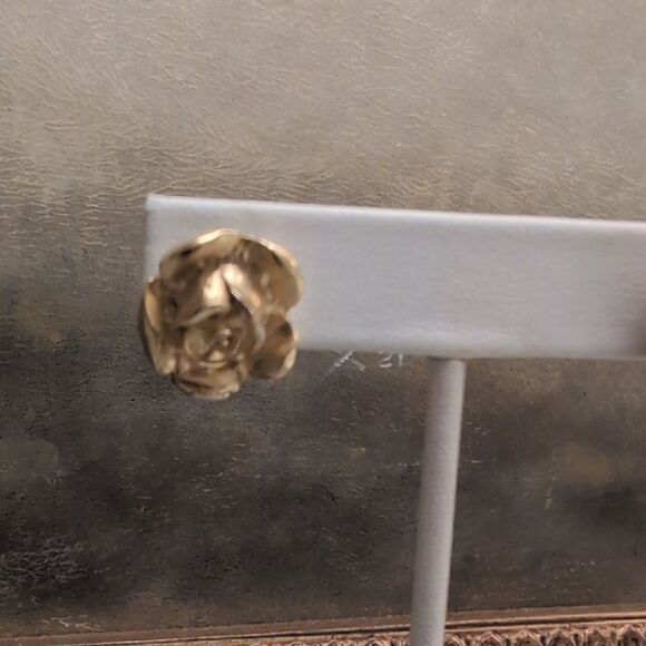 Susan Shaw Gold Rose Pierced Earrings From The Garden Collection - Picture 3 of 9